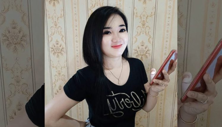 Cersex Polwan Cantik mengambil Perjakaku